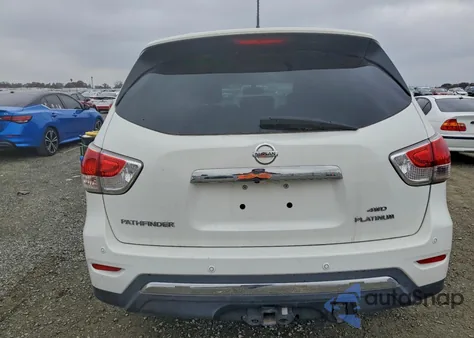 2013 Nissan Pathfinder S z USA, uszkodzony, nr VIN 5N1AR2MM4DC633717